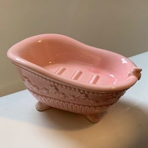Pink soap dish. Kitsche soap dish. Bathtub soap dish. Bathroom decor